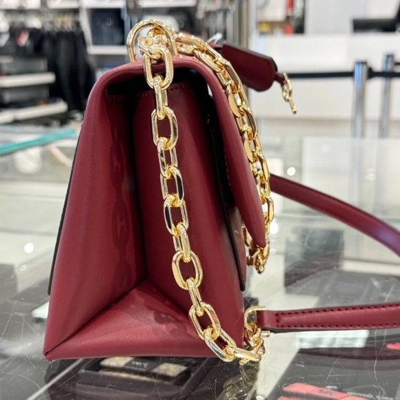 MICHAEL KORS CECE MEDIUM FLAP POCKET SHOULDER CROSSBODY BAG DARK CHERRY - Picture 4 of 6